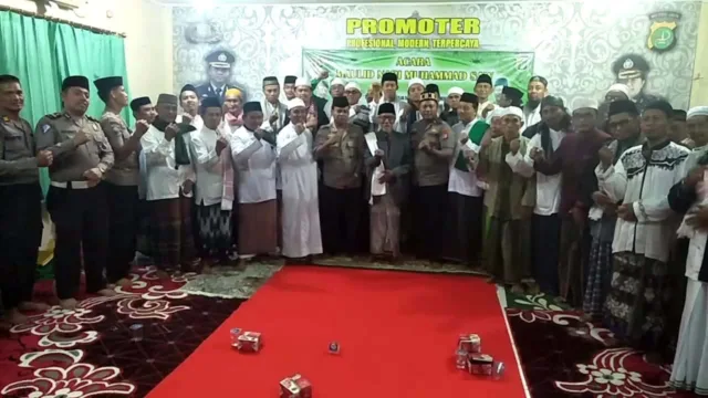 Teladani Akhlak dan Kepemimpinan Nabi, Polsek Jatiuwung Gelar Dzikir dan Tabliq Akbar