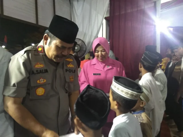 Begini Potret Kedekatan Kapolsek Karawaci Bersama Anak Yatim Piatu