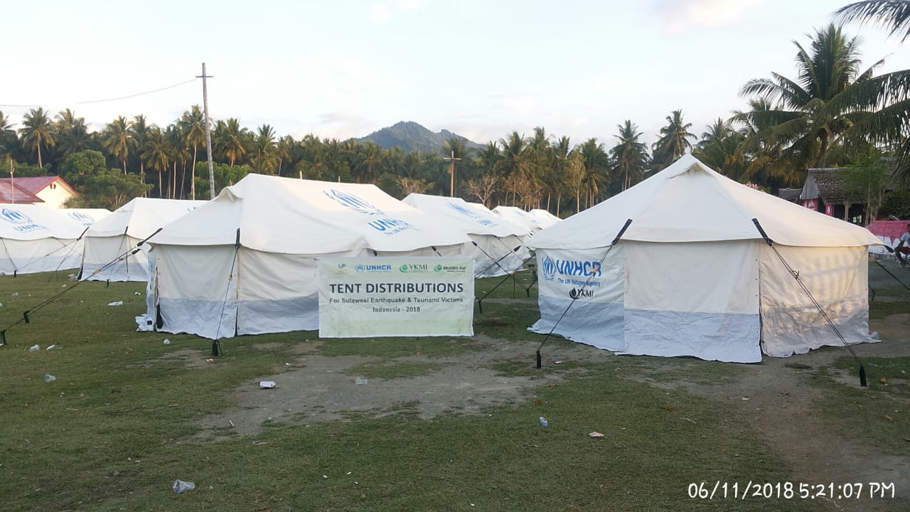 YKMI & UNHCR Mendirikan 705 Tenda Untuk Korban Gempa di 