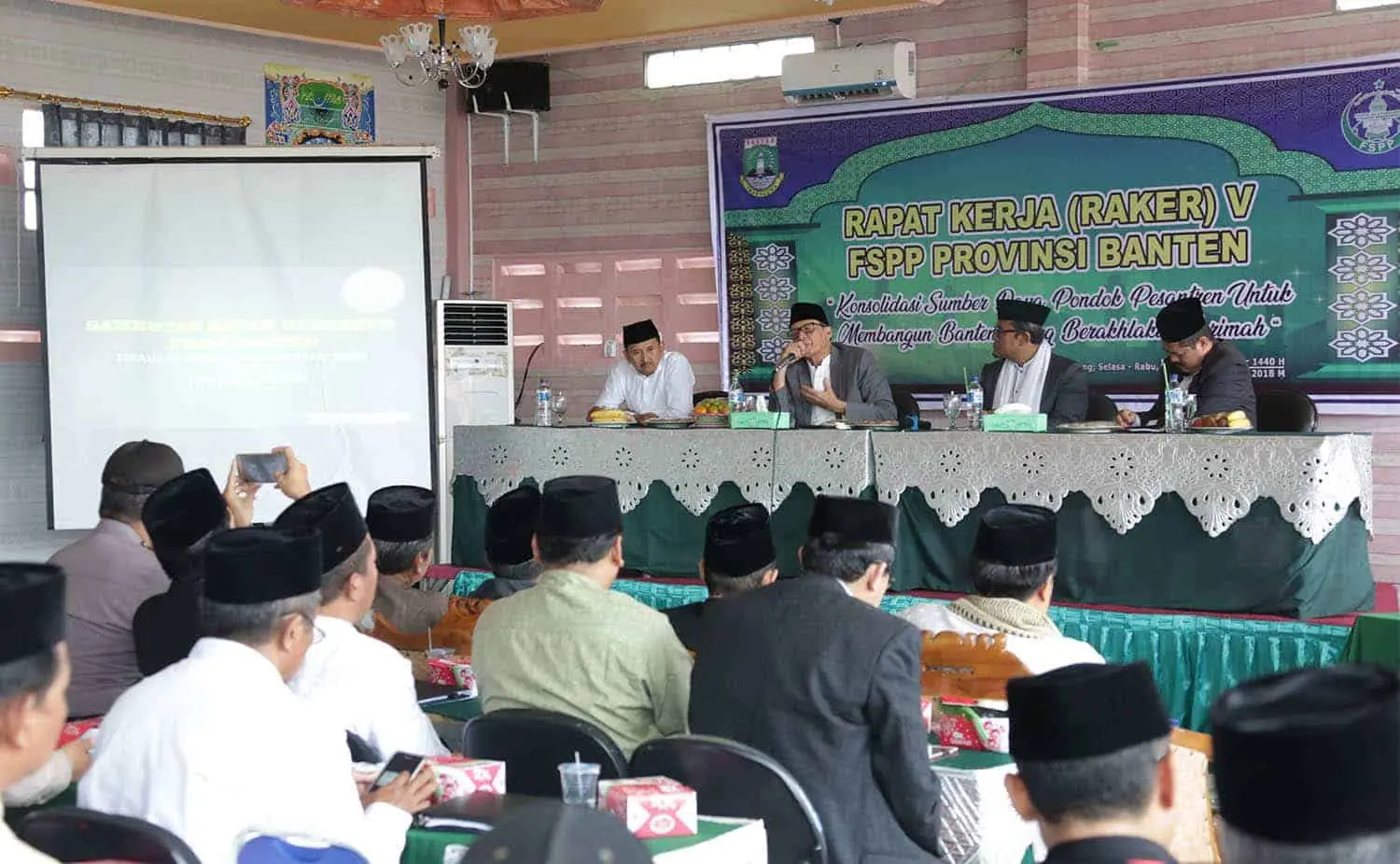 Dana Hibah Untuk Pesantren Terus Diperjuangkan