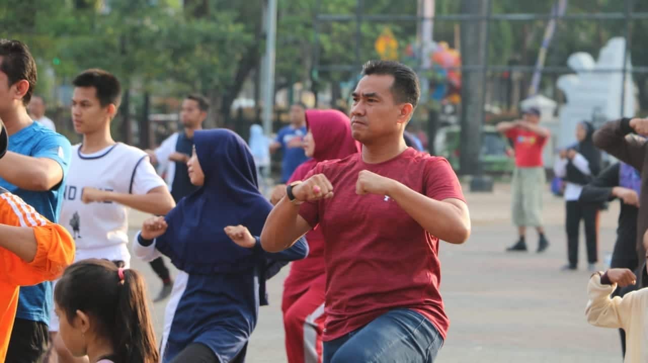 Senam Bersama Bagimu Guru,Kabid Humas Polda Banten : Mewakili Kapolda Terima Kasih Guru