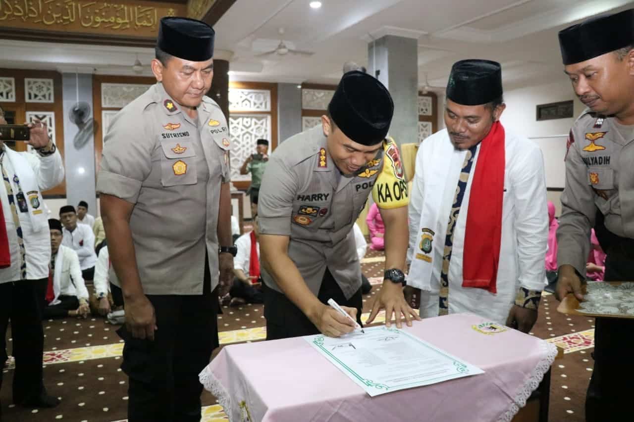 Resmi, 42 Da'i Kamtibmas Polsek Cipondoh Dikukuhkan