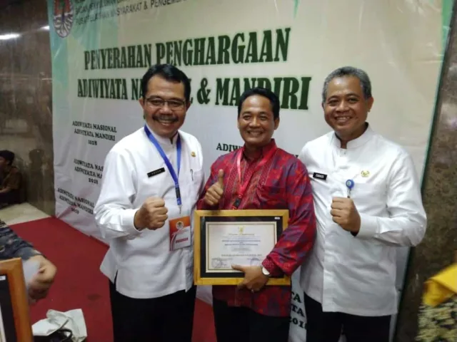 SDN Gondrong 7 Raih Adiwiyata Nasional