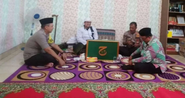 Silaturahmi, Kapolres Tangsel Kunjungi Habib Lutfi Bin Muhammad Al Haddad