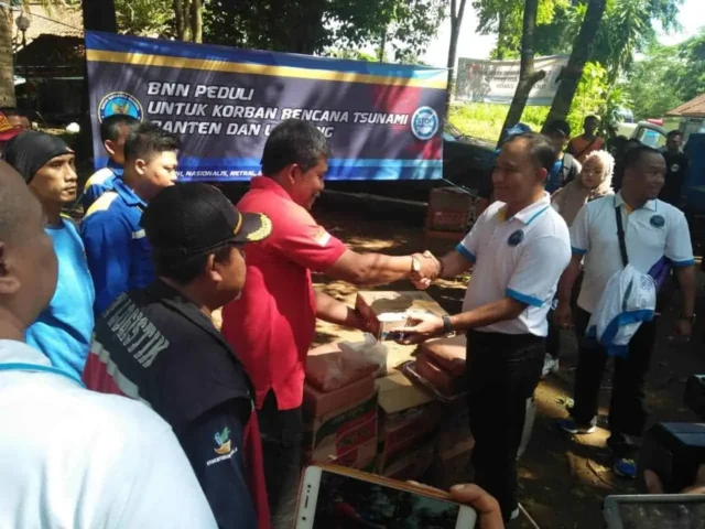 Kepala BNN RI, Kirim Langsung Bantuan Korban Tsunami