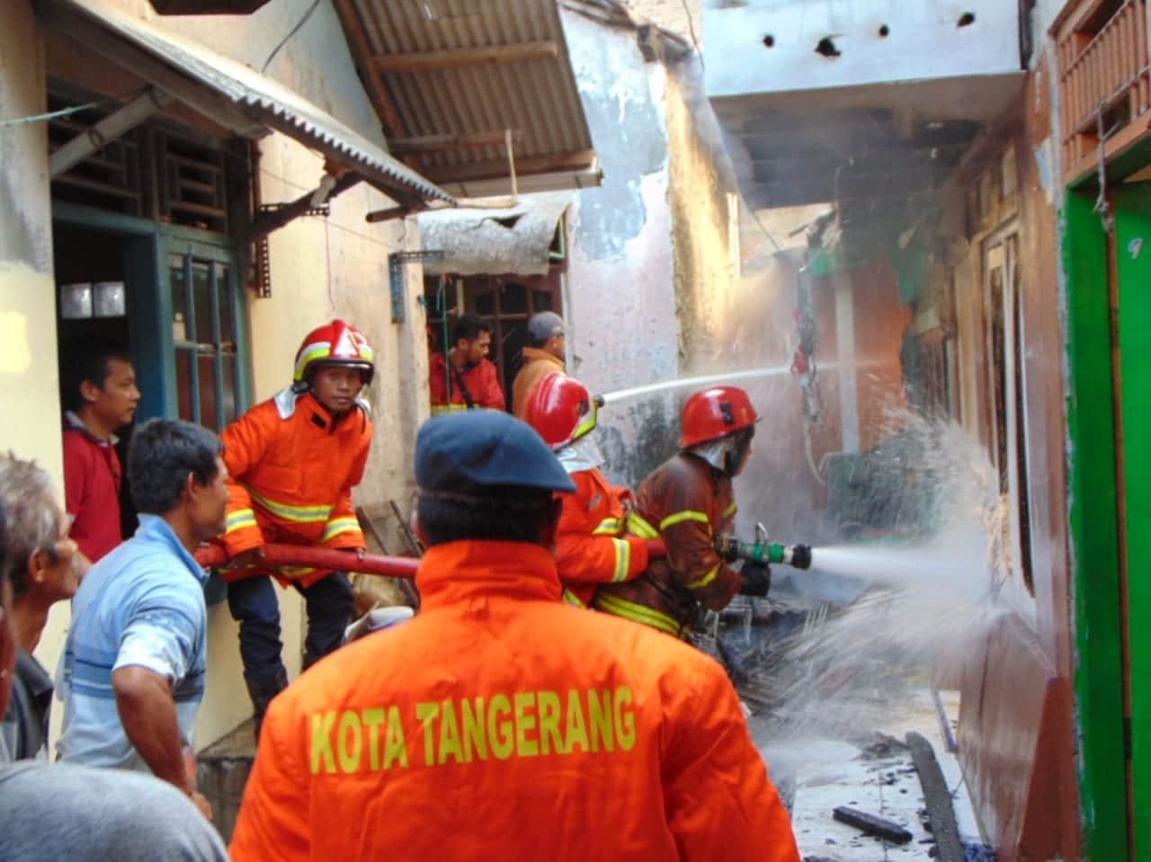 Ditinggal Bekerja, 3 Rumah Habis Dilalap Api di Kota Tangerang