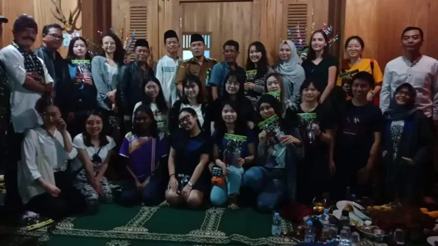 Rumah Blandongan Betawi Dan Situ Parigi Dikunjungi Mahasiswa Mancanegara, Ini Alasannya