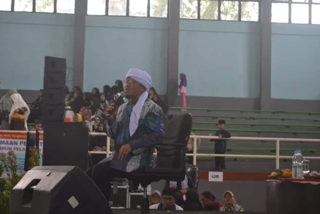 Milad YP Al Husna Hadirkan Aa Gym dan Opick