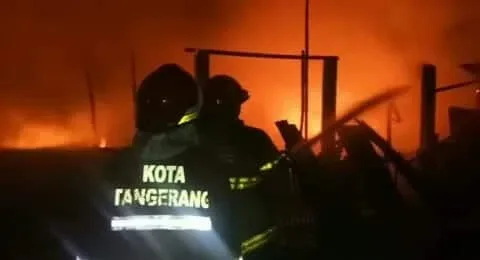 20 Bangunan Diatas Tanah Kemenkumham Habis Dilalap Api