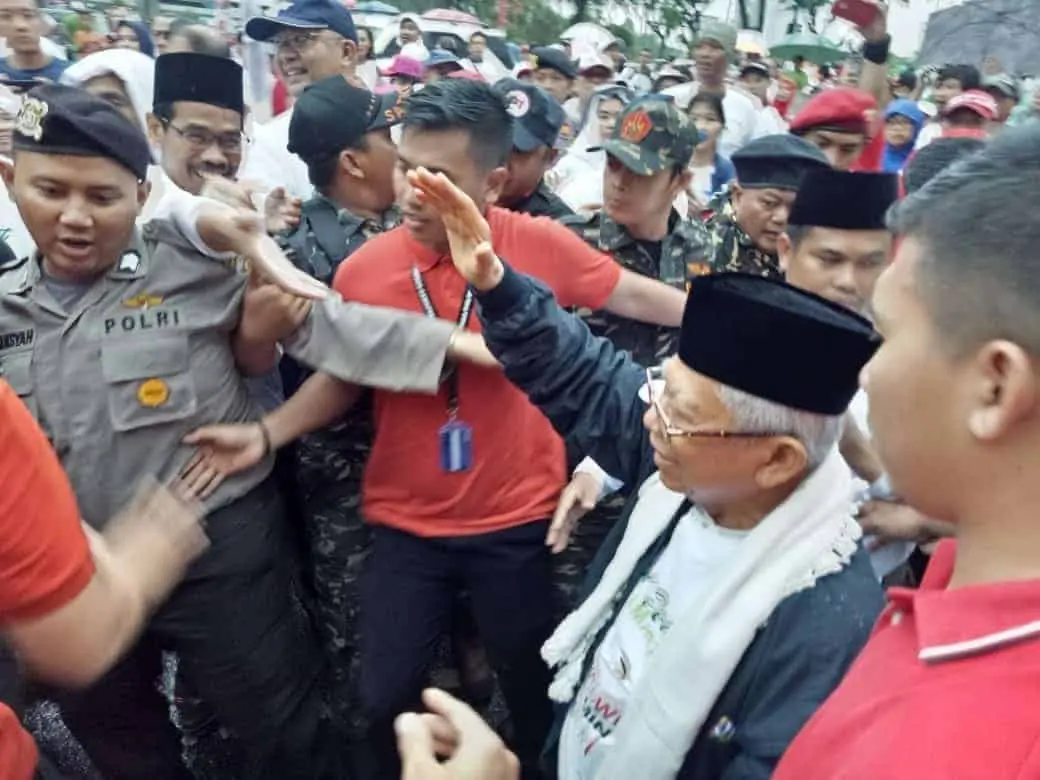 Kapolres Pimpin Pengamanan Gerak Jalan Sehat Di BSD Tangsel