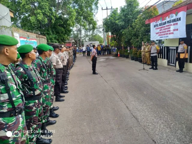 Jelang Pemilu, Polsek Cipondoh Gelar Apel Pasukan