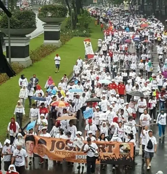 Kapolres Pimpin Pengamanan Gerak Jalan Sehat Di BSD Tangsel