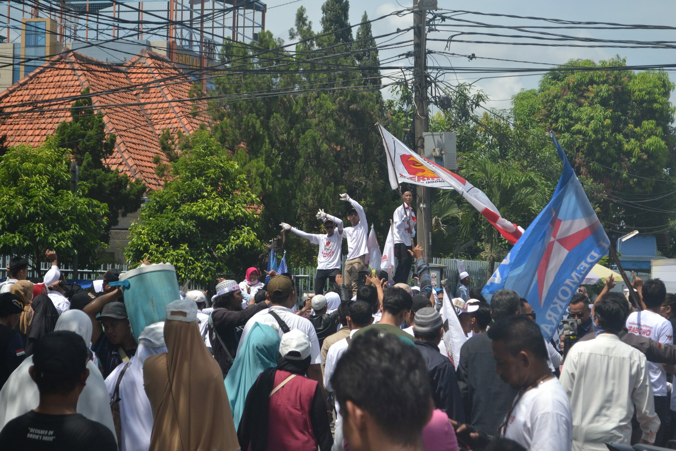 Foto dan Fakta Menarik Kampanye Akbar Prabowo-Sandi di Kota Tangerang