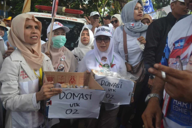 Donasi 02 Berputar Di Kampanye Akbar Prabowo-Sandi