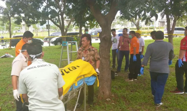 WNA Tewas Tergantung Ditaman Terminal 3 Bandara Soetta