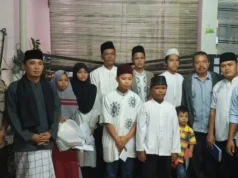 Indahnya Berbagi, Karang Taruna Kampung Baru Santuni Yatim dan Bukber