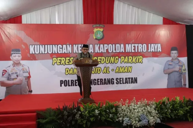 Kapolda Metro Jaya Resmikan Mesjid Al -Aman Polres Tagsel dan Gedung Parkir