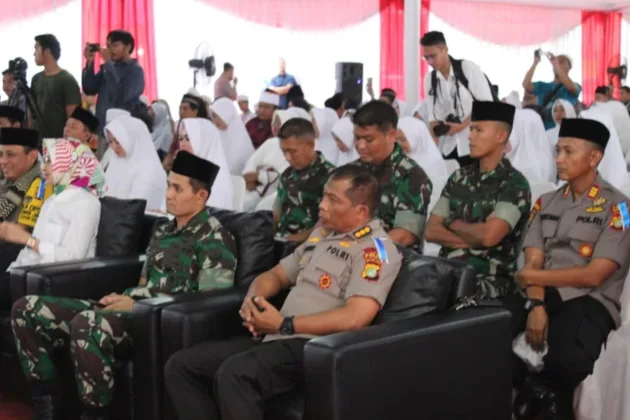 Kapolda Metro Jaya Resmikan Mesjid Al -Aman Polres Tagsel dan Gedung Parkir