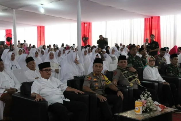 Kapolda Metro Jaya Resmikan Mesjid Al -Aman Polres Tagsel dan Gedung Parkir