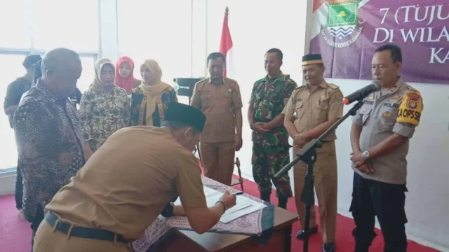 Camat Pakuhaji Pimpin Sertijab 7 Pj Kades