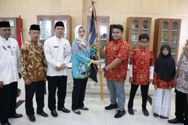 Airin Lepas Kontingen Pentas PAI Tingkat Provinsi Banten