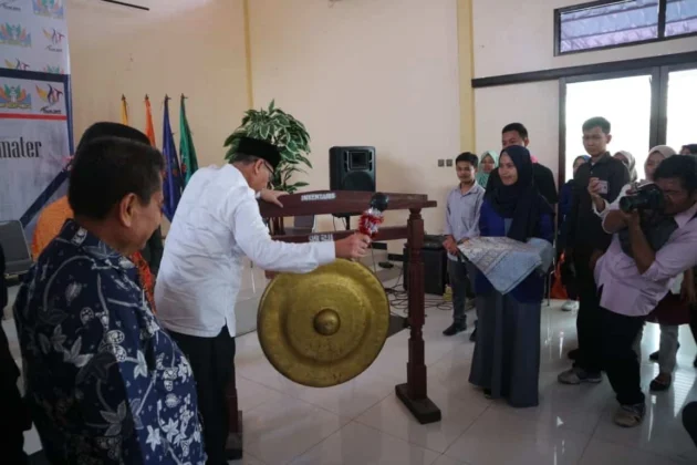 Beri Kuliah Umum Mahasiswa Unbaja, Gubernur Ungkap Pengusaha Pertama Asal Banten