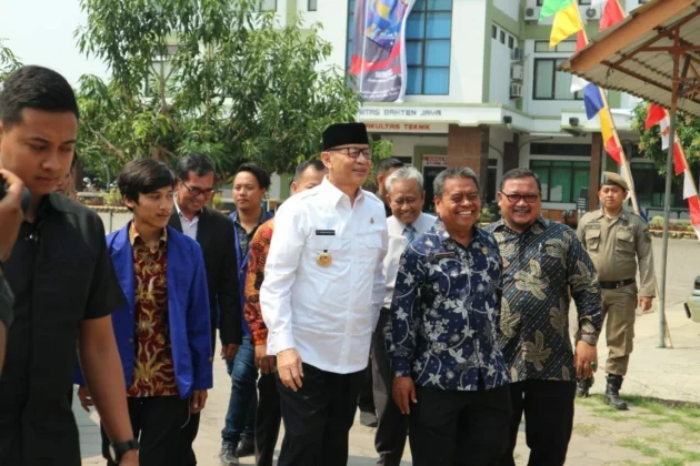 Beri Kuliah Umum Mahasiswa Unbaja, Gubernur Ungkap Pengusaha Pertama Asal Banten