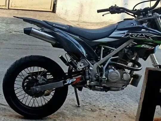 Motor Kawasaki KLX 150 Milik Wartawan Digasak Maling di Tangerang