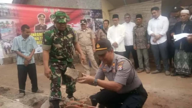 Sinergitas Masyarakat Panongan Rampungkan Pembangunan Rumah Soleh & Baksos