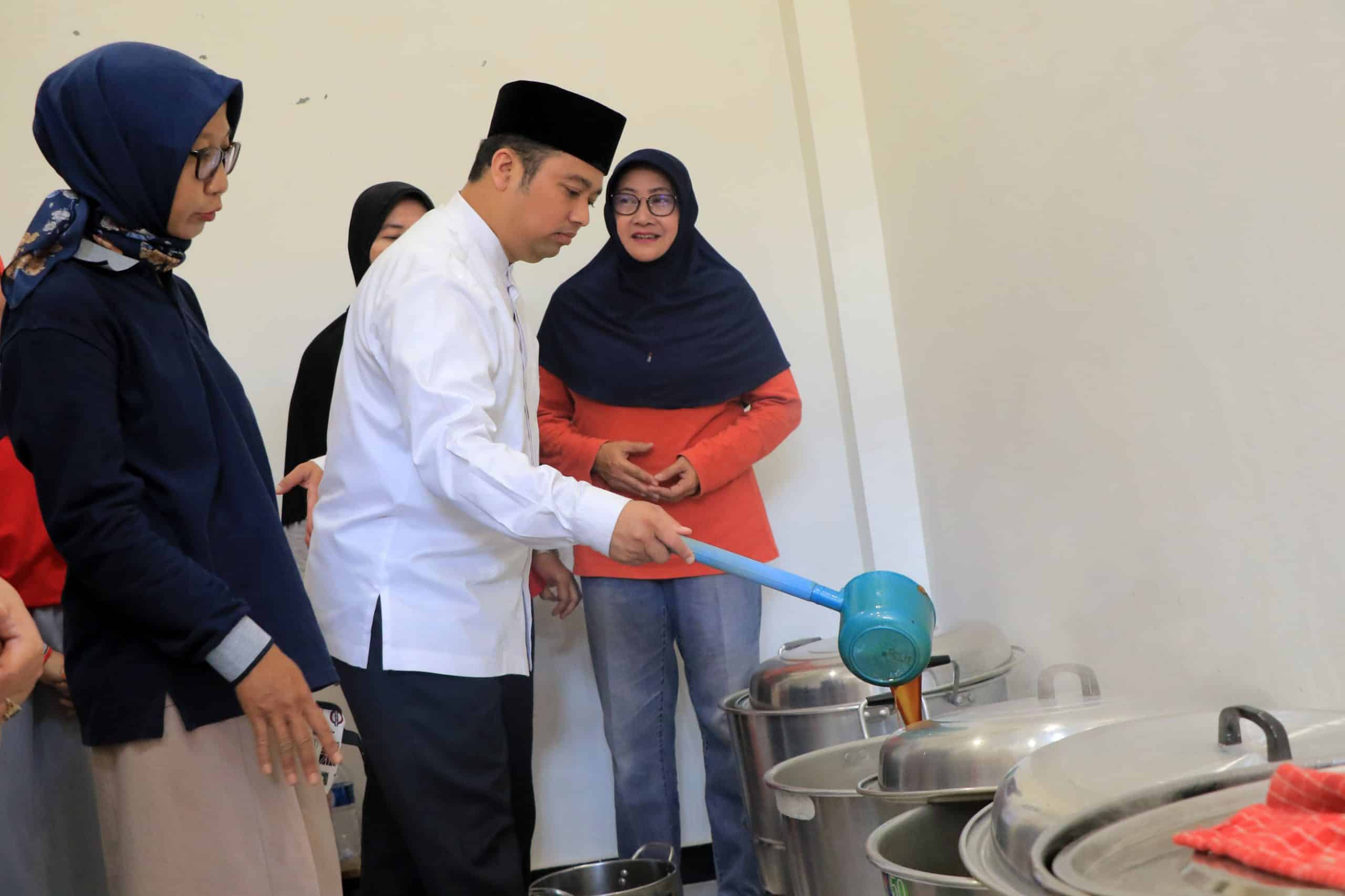 Sambangi Kampung Tematik, Arief Apresiasi Kreativitas dan Kekompakan Warga