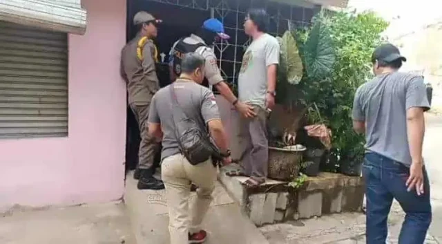 Mengaku Toko Sembakonya Sepi, IRT Nekat Jualan Miras