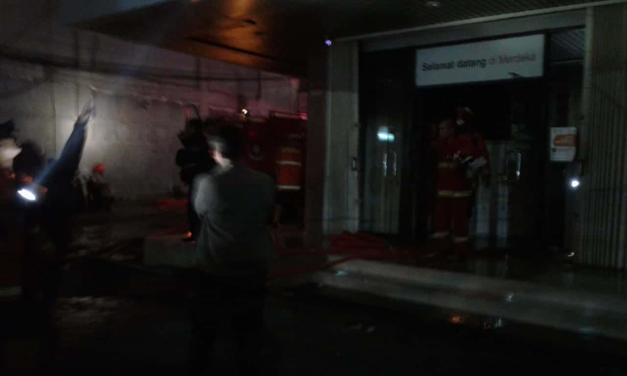 Konsleting Listrik, Mesin ATM HSBC Cabang Karawaci Hangus Terbakar