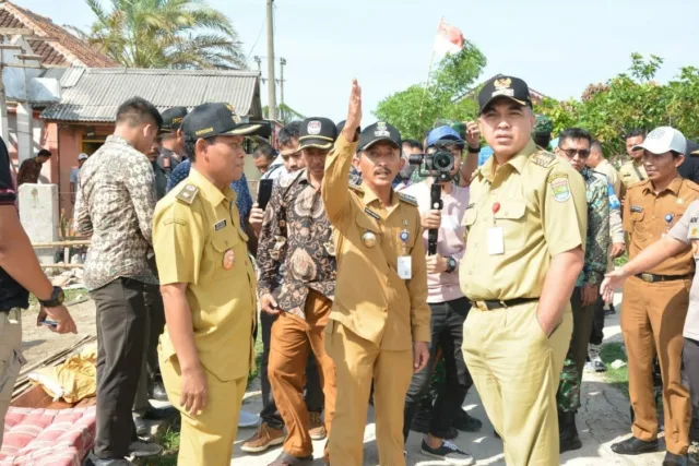 Bupati Tinjau Lokasi Terdampak Puting Beliung di Tangerang