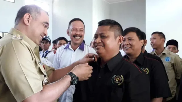 Zaki : Selain Menulis, Wartawan Juga Harus Kembangkan Olah Raga