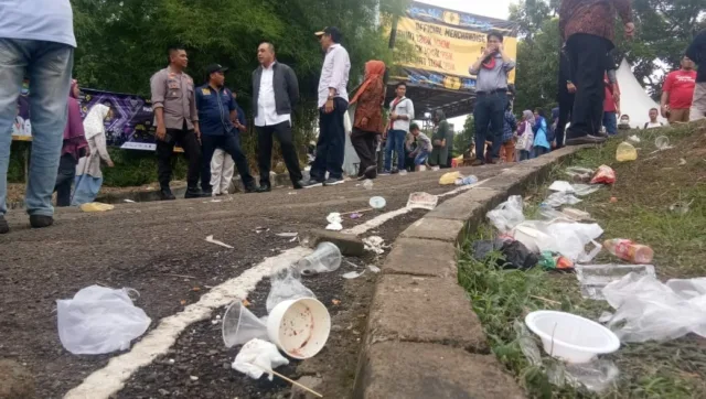 Bupati Geram, Sampah Berserakan di Gemilang Tangerang Festival