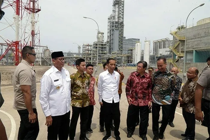 WH Dampingi Jokowi Meresmikan Pabrik Baru Polyethylene PT Chandra Asri