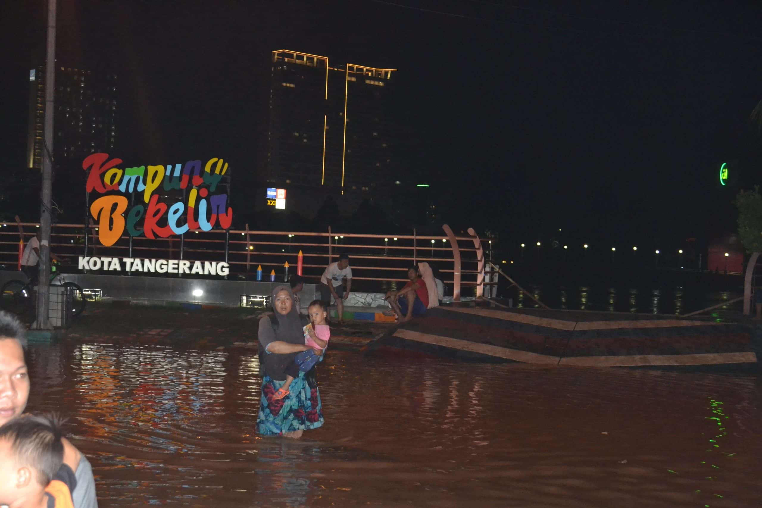 Pemerintah Kota Tangerang Dirikan Dapur Umum Darurat