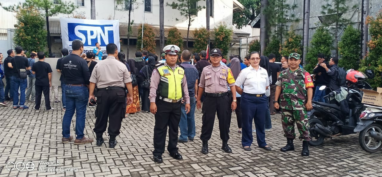 Unras Karyawan PT. Lea Sanent, Polsek Karawaci Lakukan Pengamanan