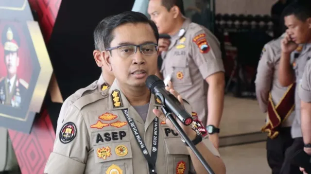 Polisi Tangkap Tersangka Penipu Putri Arab, Jaguar dan Surat Tanah Disita