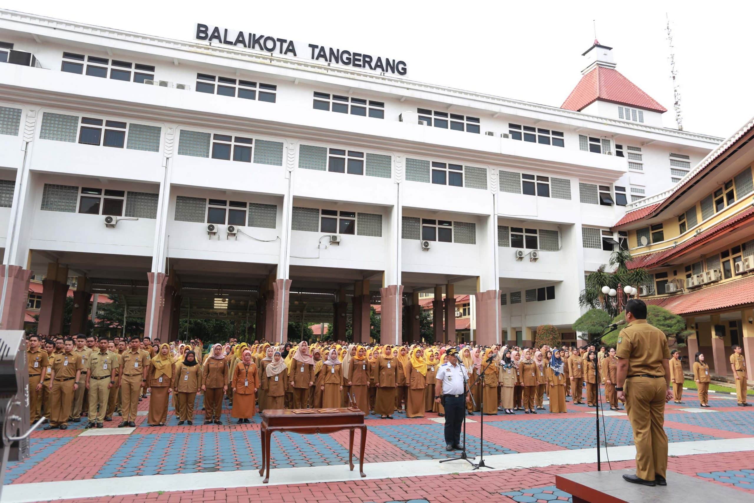 257 PNS Kota Tangerang Dilantik, Arief: Harus Emban Amanah