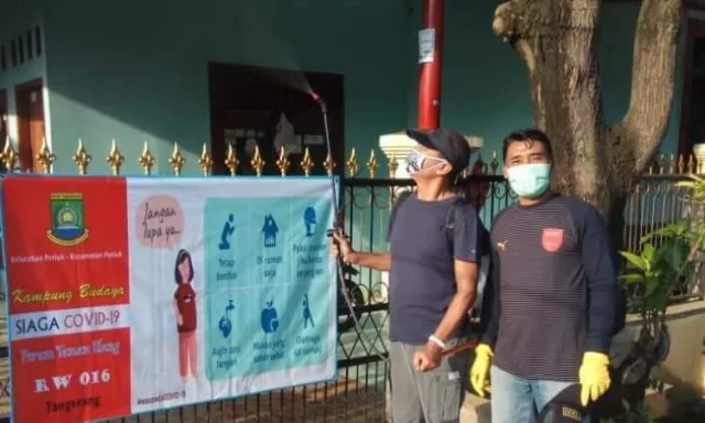 Manja! Disinfektan Sendiri, Warga Kota Tangerang Lawan Corona