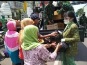 Denhubrem 064/MY Bersama Persit Gelar Gerakan Sosial di Kota Serang