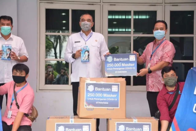 4.000 Masker Disumbangkan Indomart ke Kabupaten Tangerang