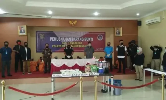 Sat Resnarkoba Polres Metro Tangerang Kota Musnahkan Sabu, Ekstasi dan Ganja