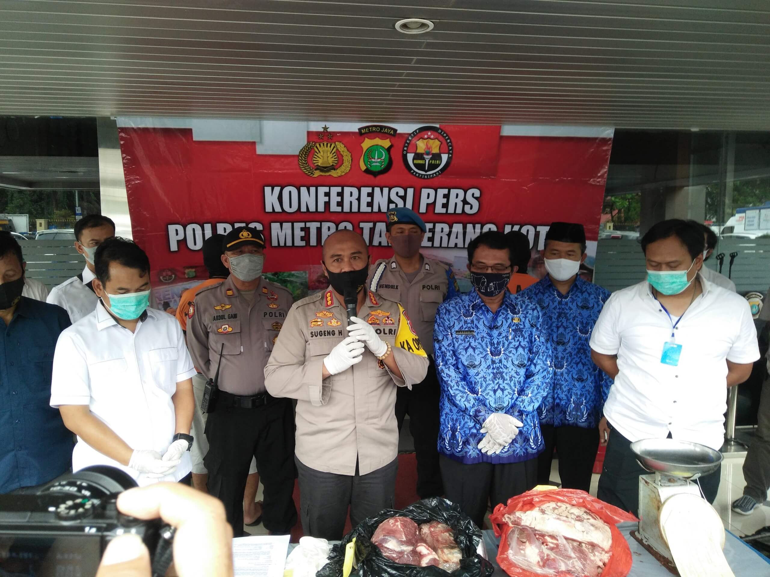 Awas! Daging Sapi Dicampur Daging Babi Beredar, 2 Tersangka Ditangkap di Tangerang