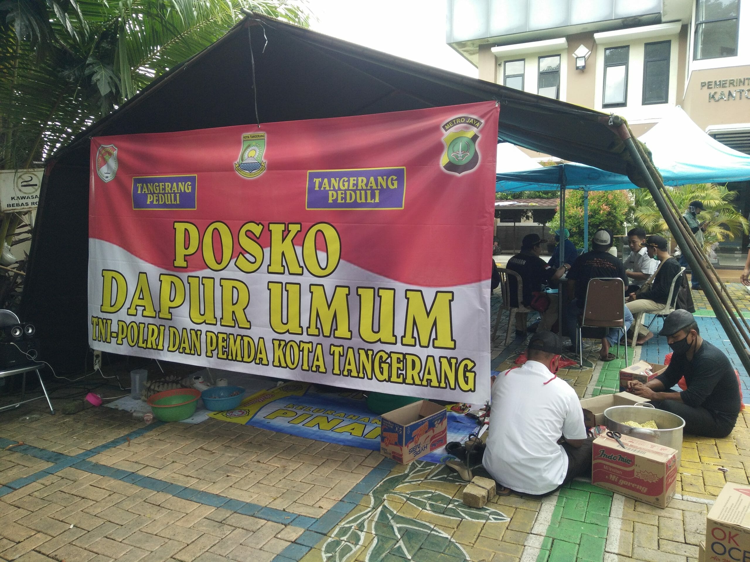 Dapur Umum di Pinang, Menjawab Keluhan Warga Tak Kunjung Terima Bansos