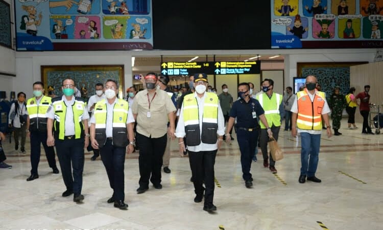 Menhub Pastikan Protokol Kesehatan Diterapkan di Bandara Soetta