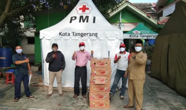 Pandemi Covid-19, PMI Kota Tangerang Distribusikan Pisang di 10 Kelurahan