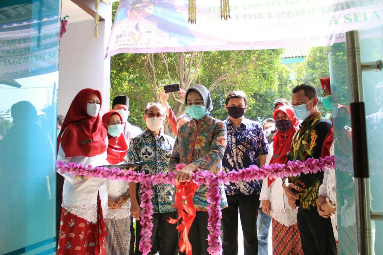 Walikota Tangsel Resmikan Puskesmas Cireundeu