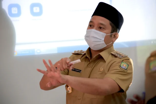 Wali Kota Tangerang Persilahkan UMKM Promo Gratis Melalui Medsos Pribadinya